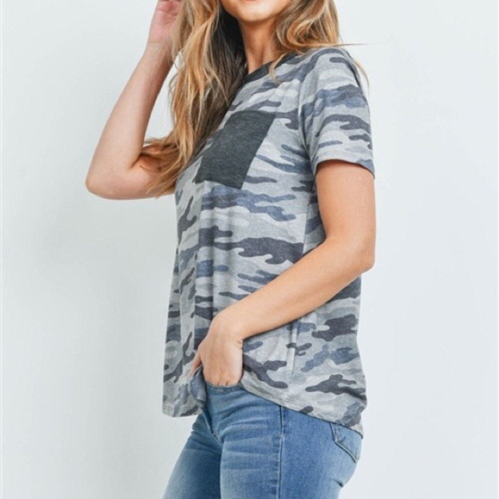 ☑️CAMO TEE - Picture 2 of 3